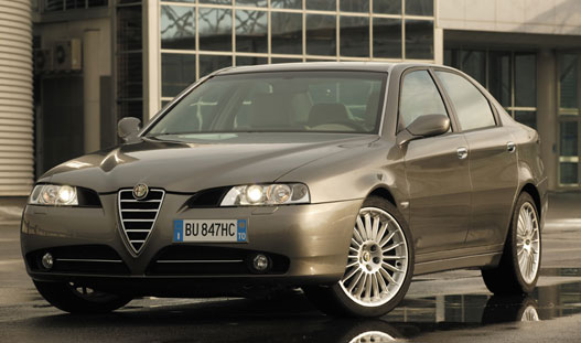 Alfa Romeo 166 2003.jpg