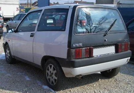 Lancia Y10 picture2.jpg