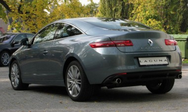 Renault Laguna Coupe 2008 p2.jpg